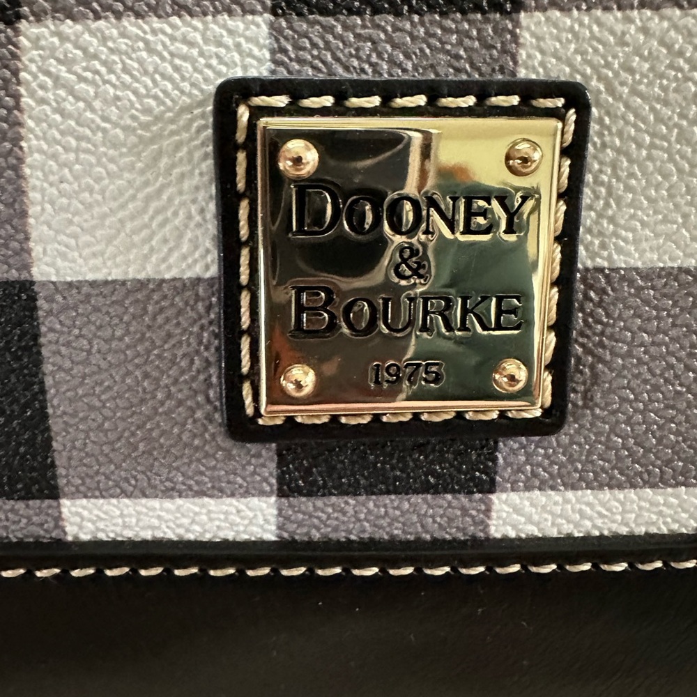 Dooney and Bourke Tucker Darcy satchel. Black and white checked - Picture 4 of 12